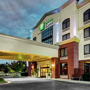Holiday Inn Express Richmond Airport By Ihg